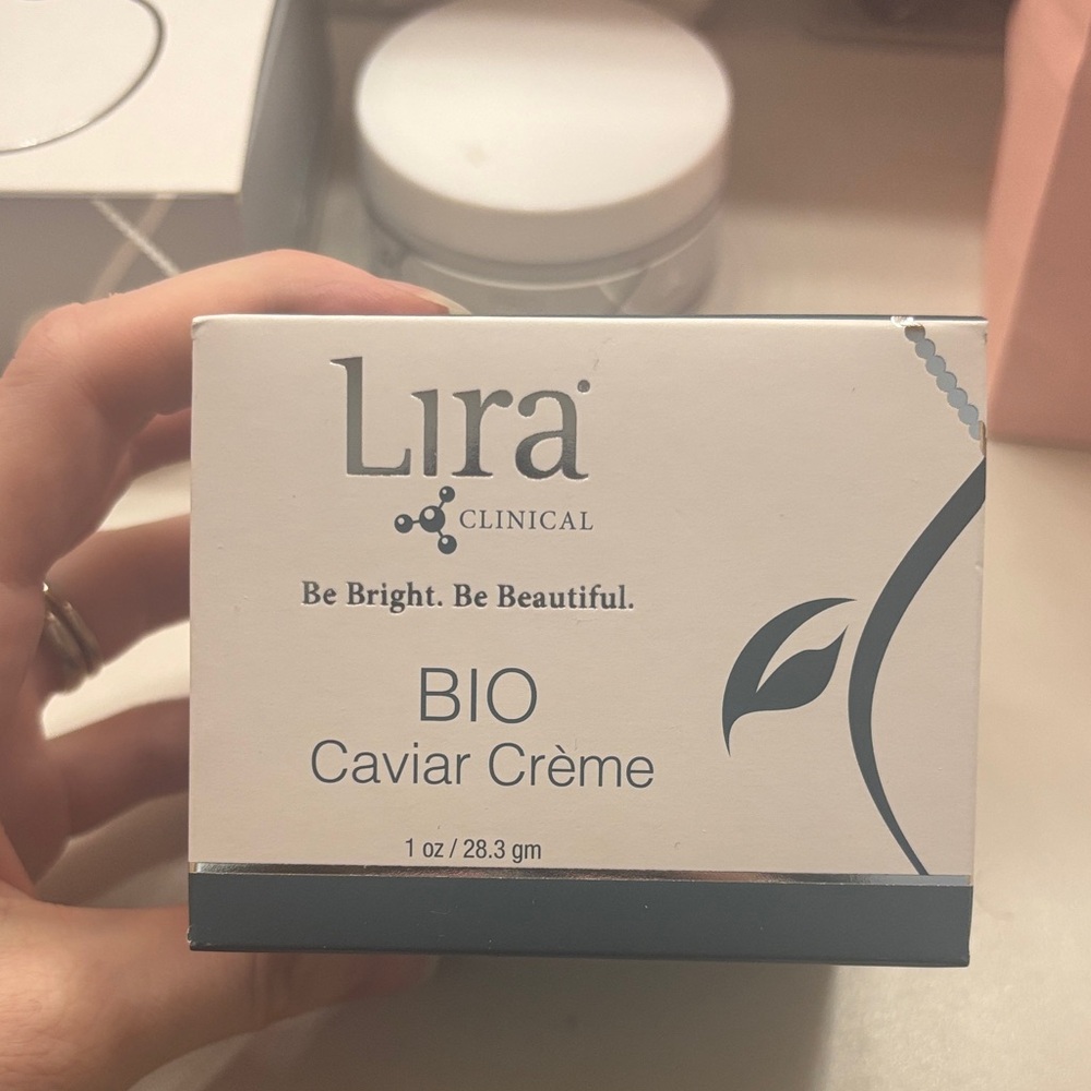 Lira Clinical BIO Caviar Crème - White and Gray